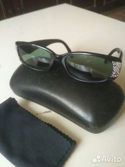 Очки солнцезащитные