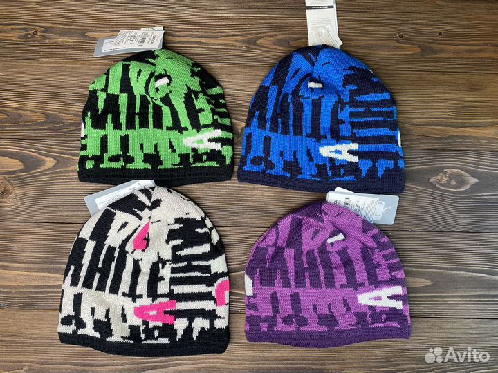 Шапка kerry новая, осень