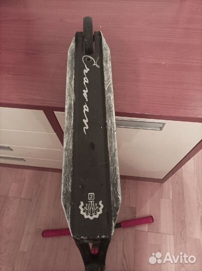 Трюковой самокат Ethic Erawan, red