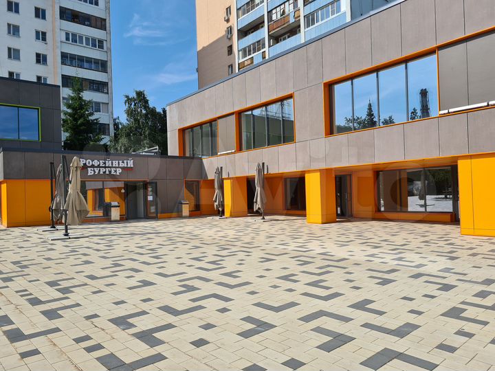 Торговая площадь, 67.7 м²