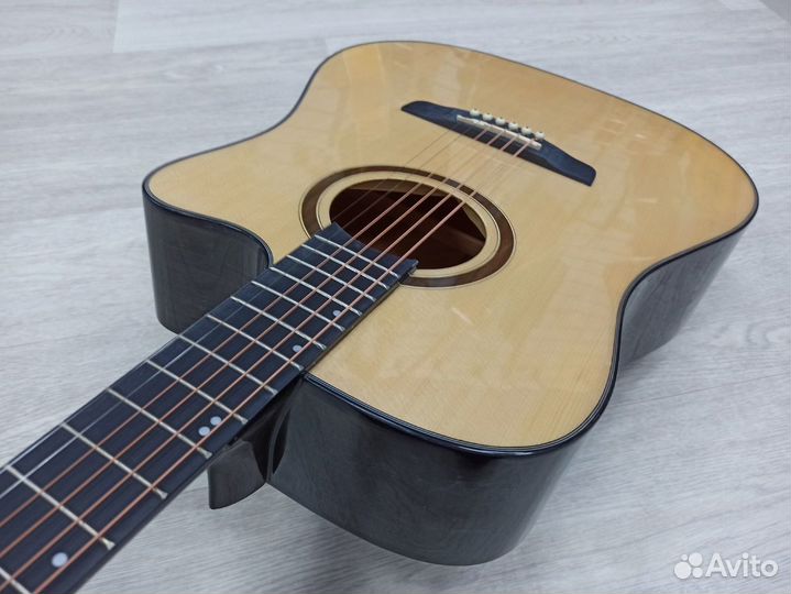 Новая акустическая гитара Klever