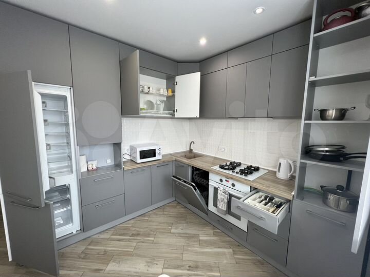 2-к. квартира, 57 м², 6/8 эт.