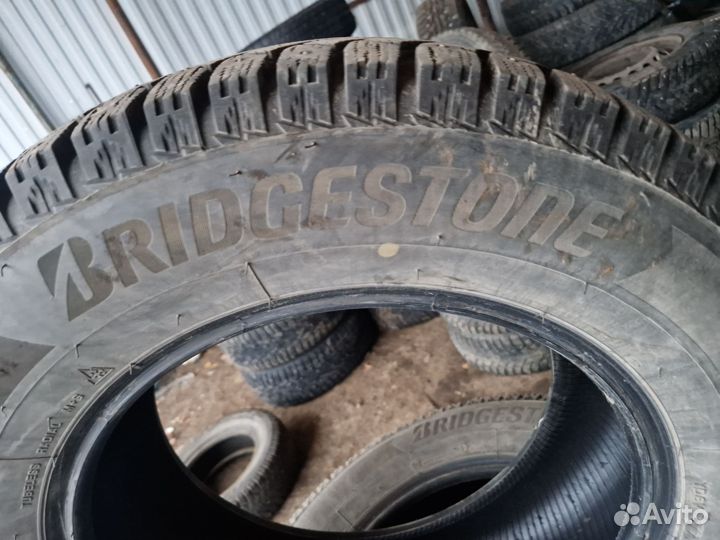 Bridgestone Alenza LX100 21.5/65 R16