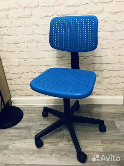 Стул для школьника IKEA