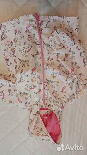 Продаю ветровку на девочку