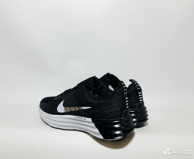 Беговые кроссовки Nike Lunar Roam