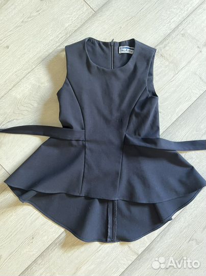 Жилетка для девочки школьная 128