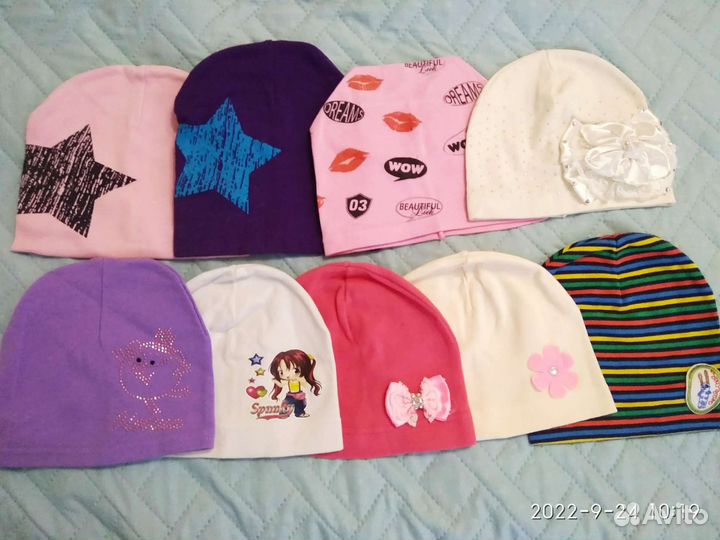 Куча шапок от 0 до 5 лет на все сезоны