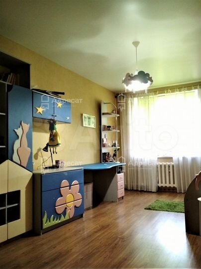 4-к. квартира, 135,6 м², 8/9 эт.