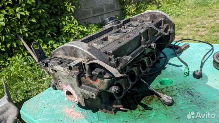 Двигатель 1.8 ADR разбор