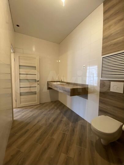 2-к. квартира, 87 м², 1/1 эт.