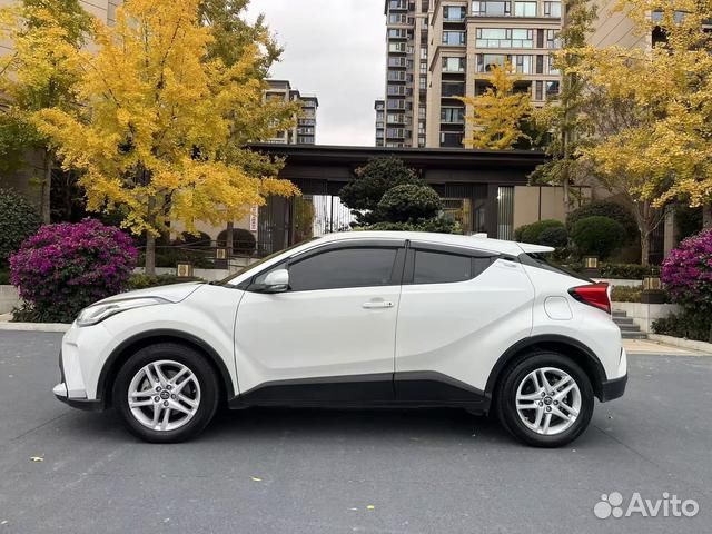 Toyota C-HR 2.0 CVT, 2021, 35 000 км