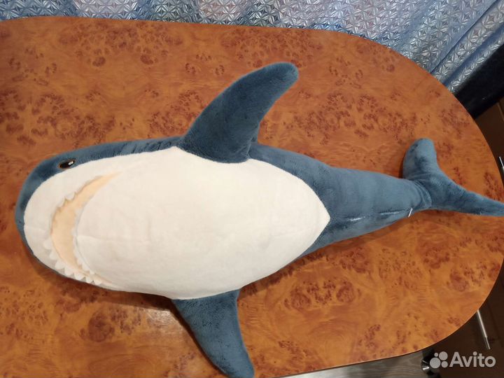 Игрушка подушка акула