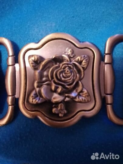 Застёжка для одежды, ремня