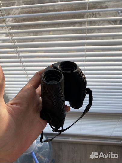 Бинокль Bushnell 10x25