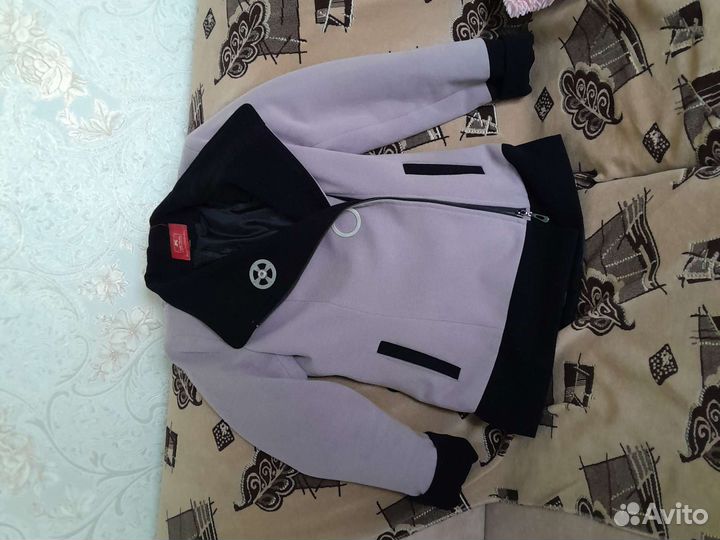 Пальто для девочки укороченное