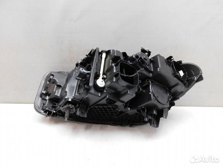 Фара правая BMW 5-Series/M5