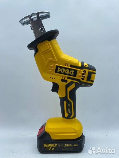 Сабельная пила dewalt