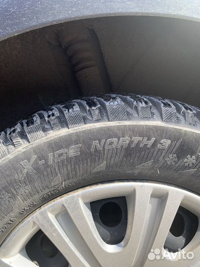 Michelin X-Ice North 3 195/65 R15 122R