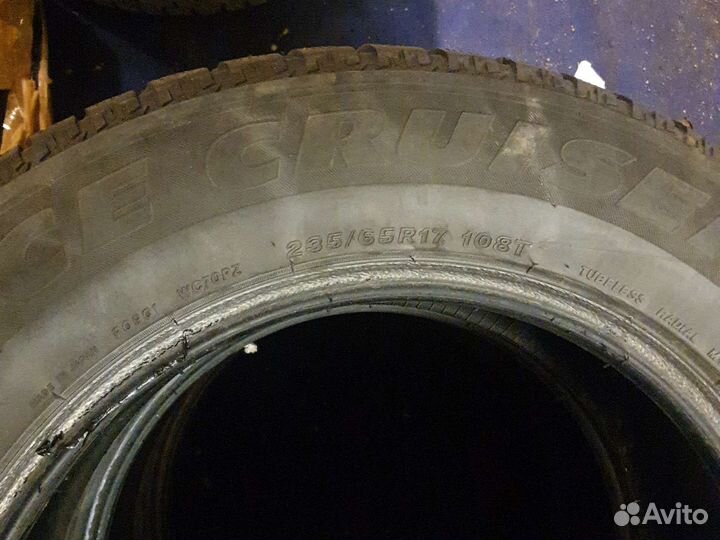 Bridgestone Ice Cruiser 7000 235/65 R17 108T