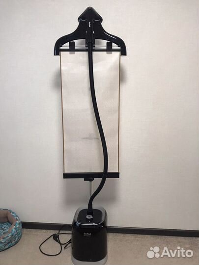 Вертикальный отпариватель Tefal Fashion Steam IT34