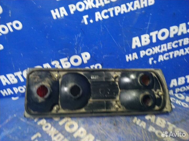 Задний левый фонарь Иж 2126 хэтчбек 2106 1999
