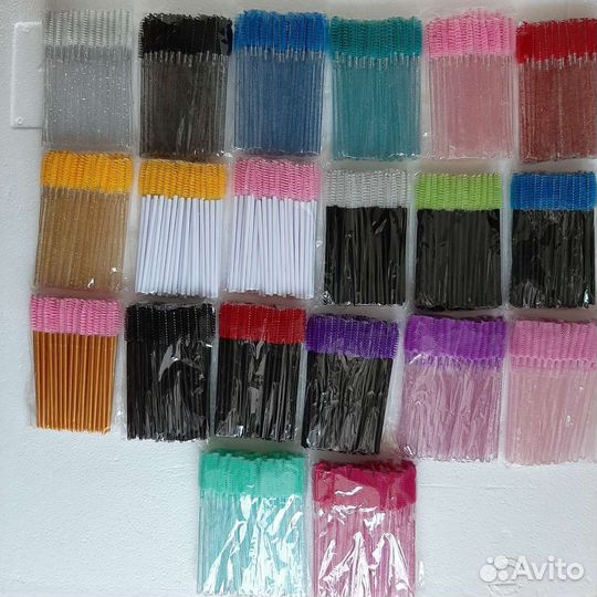 Щеточки для ресниц и бровей