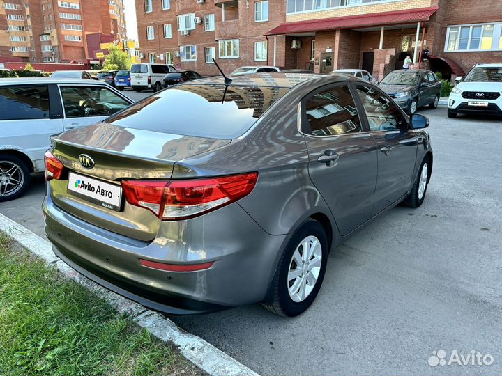 Kia Rio 1.6 AT, 2015, 142 000 км