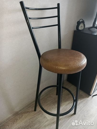 Барный стул
