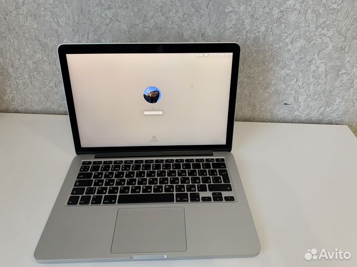 Apple MacBook Pro 13 early 2015 8/256