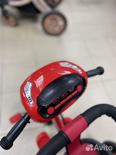 Трехколесный велосипед