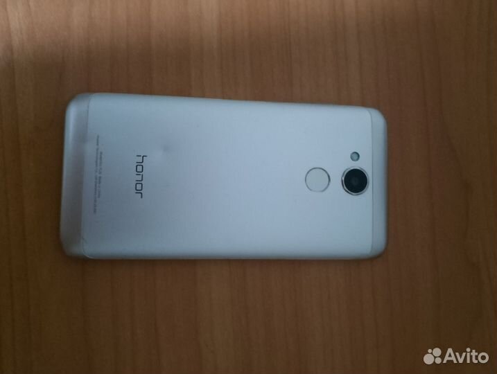 Телефон Huawei