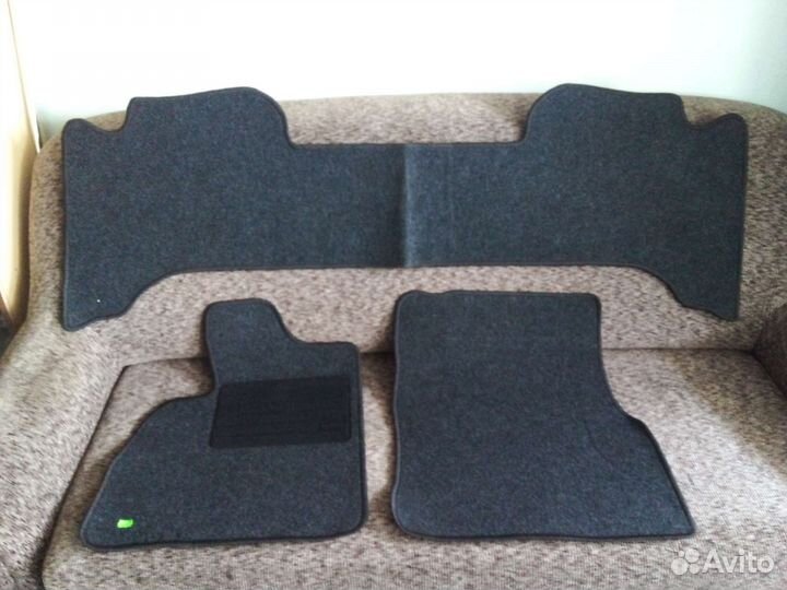 Ковры в салон для Toyota Land Cruiser 100