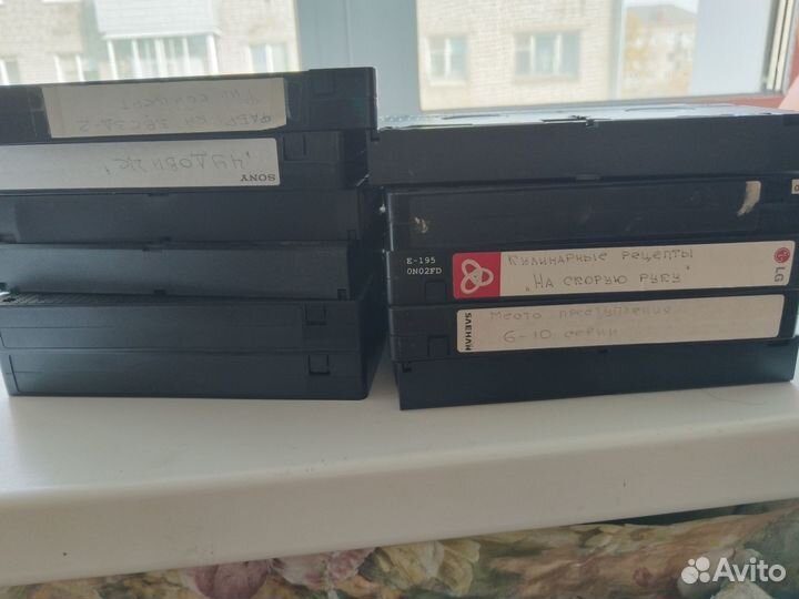 Кассеты с фильмами