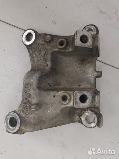 Кронштейн двигателя Honda Civic седан R18A2 2008