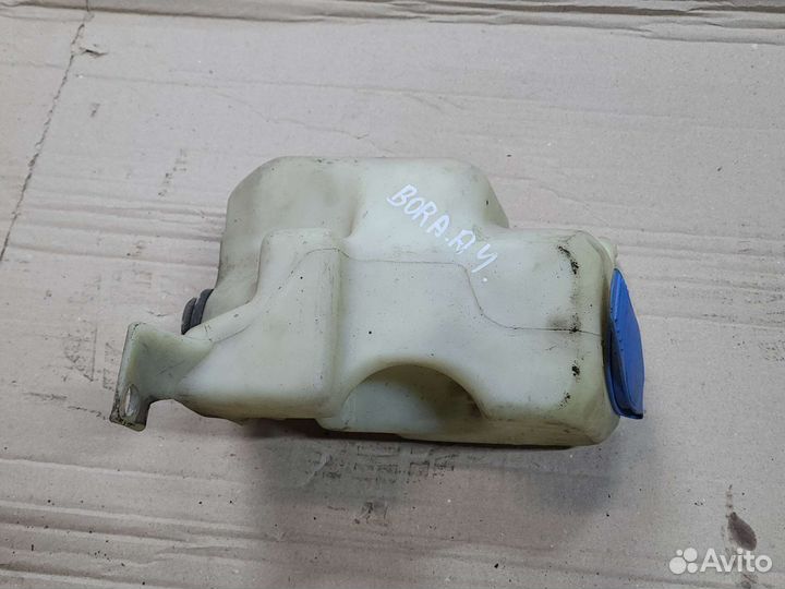 Бачок омывателя Volkswagen Bora А4 Golf 4