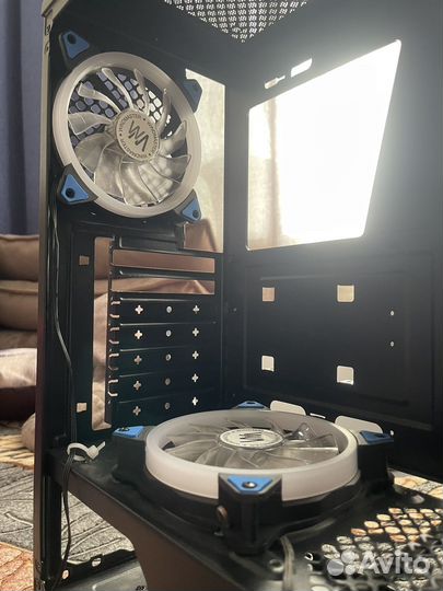 Корпус aerocool cylon