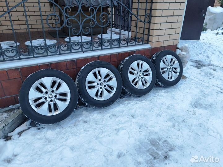 Оригинальный комплект Skoda,Volkswagen R16 205/60