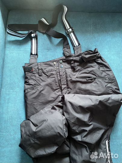 Сноубордический костюм мужской