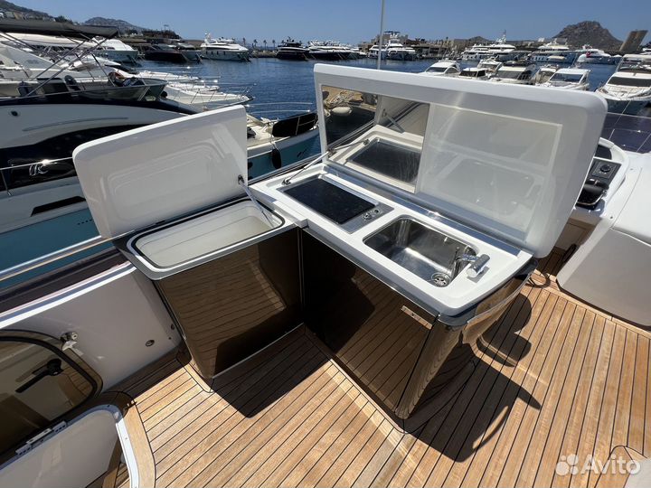 Моторная яхта Princess 56 (2014)