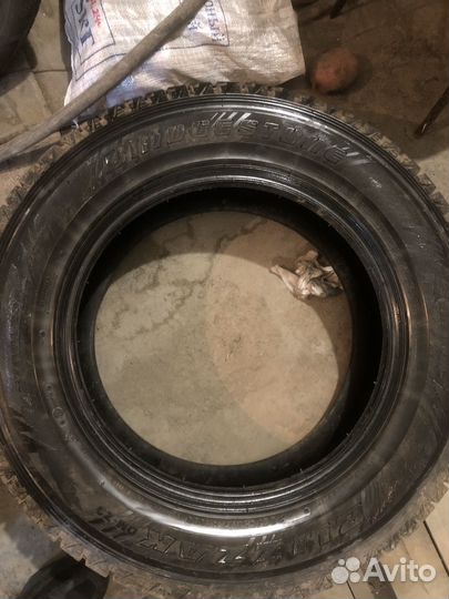 Bridgestone Blizzak DM-Z3 235/65 R17C