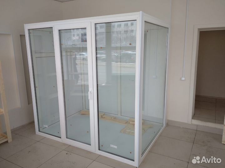 Холодильник для цветов