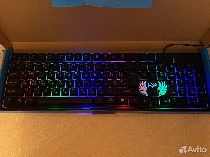 Игровая клавиатура с подсветкой sven
