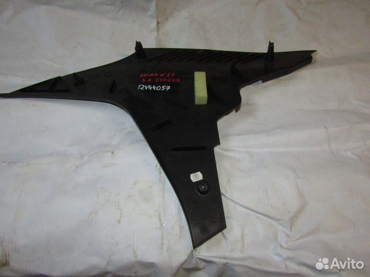 Обшивка стойки Logan 2005-2014