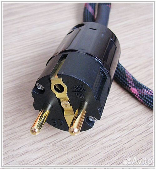 Силовой кабель для аудиотехники