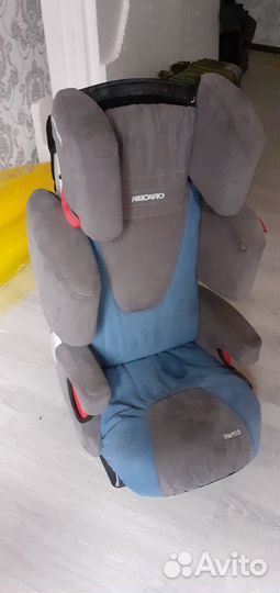 Автокресло recaro
