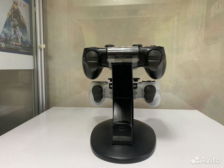 Зарядка для геймпадов PS4