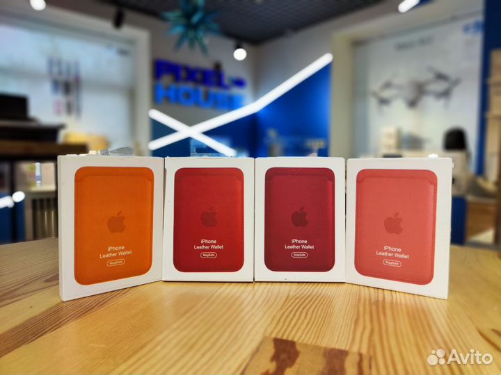 Кардхолдер iPhone Leather MagSafe Rose Red