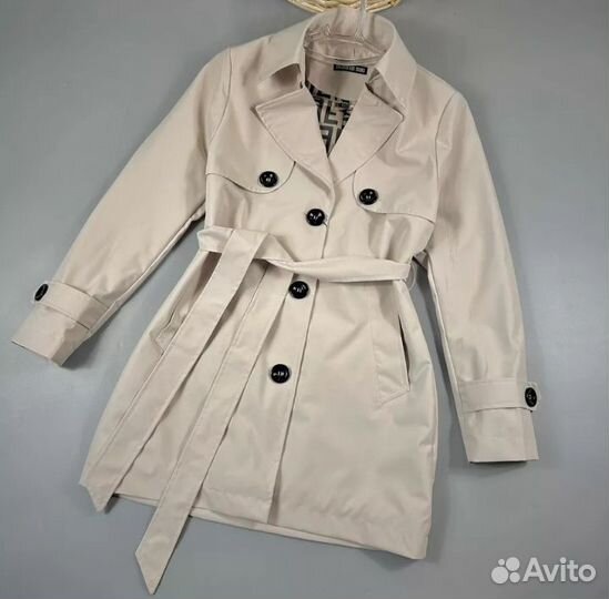 Плащ для девочки
