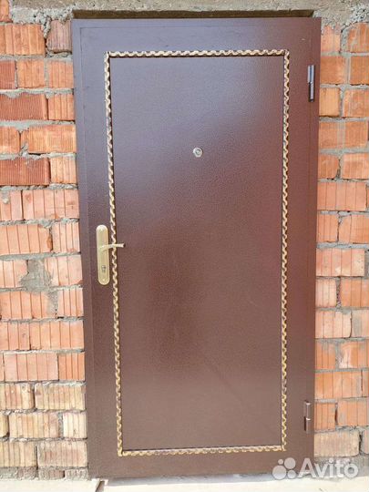 Дверь входная